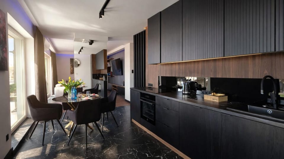 Kitchen or kitchenette, oven, stove, stove, kitchen
