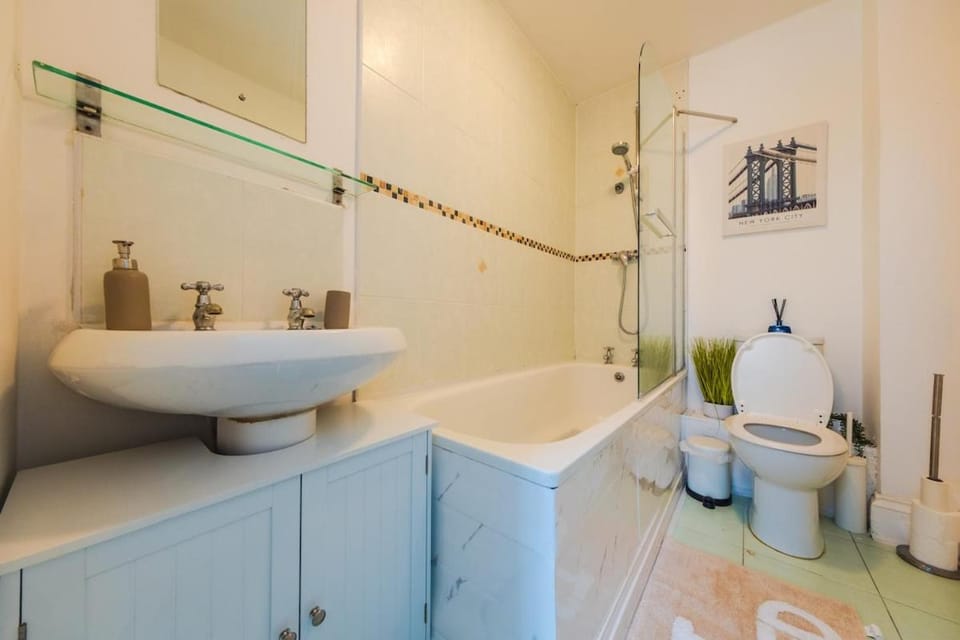 Toilet, Bathroom, Bath