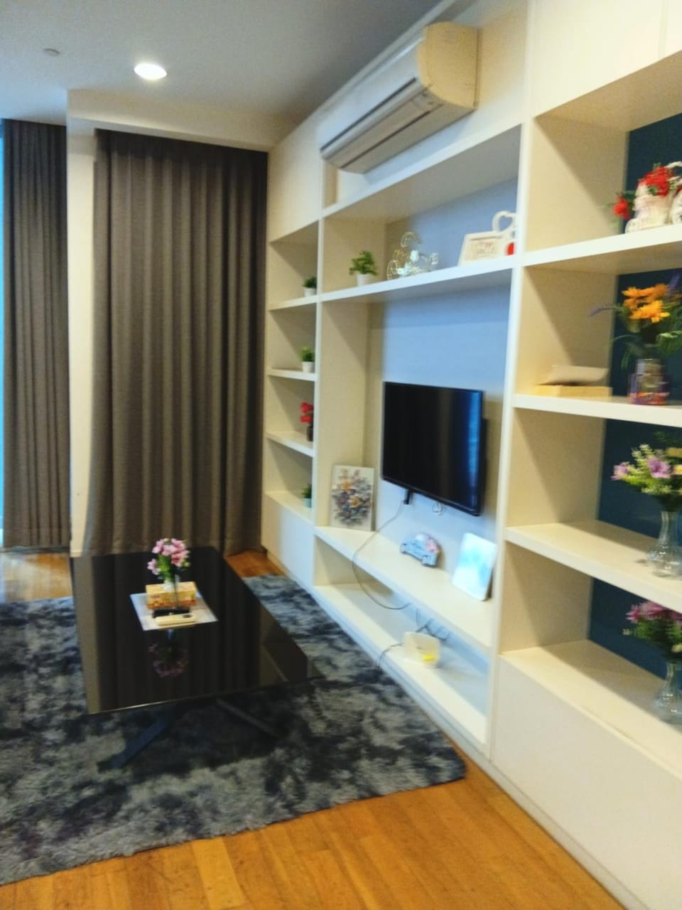 TV and multimedia, air conditioner