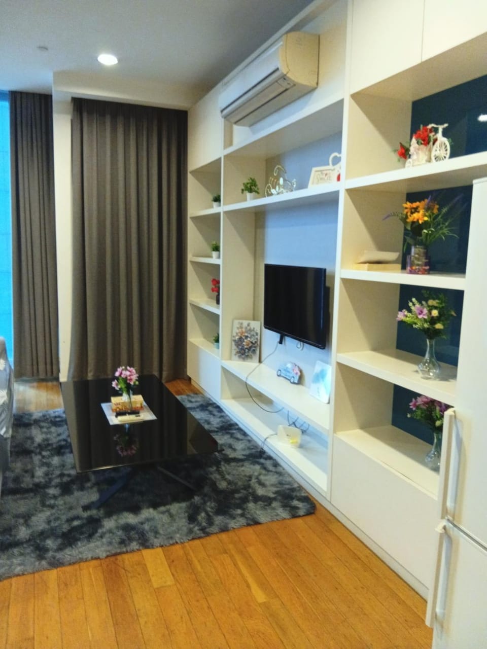TV and multimedia, air conditioner