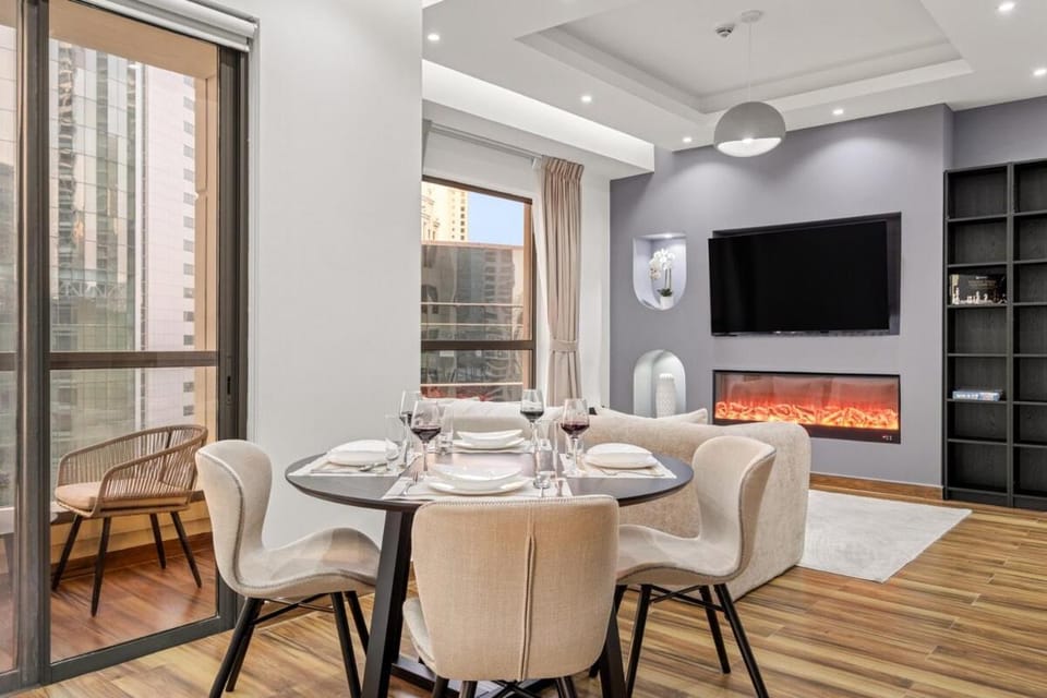 FIRST CLASS 1BR Luxury Gem Near JBR Beach Apartment in Dubai