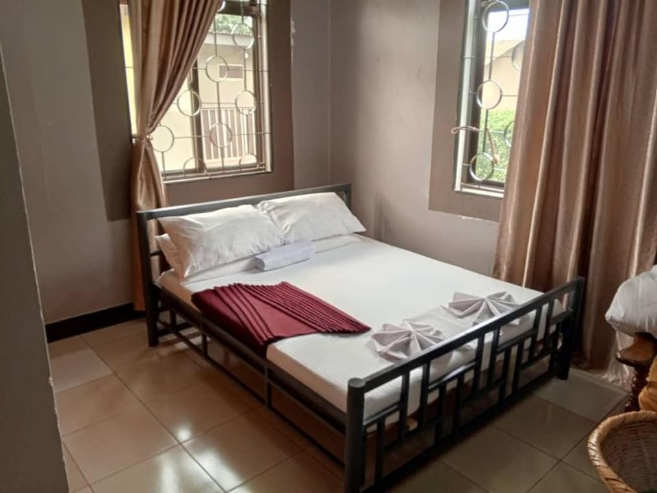 Bed, Coffee/tea facilities, Photo of the whole room, Bedroom, towels