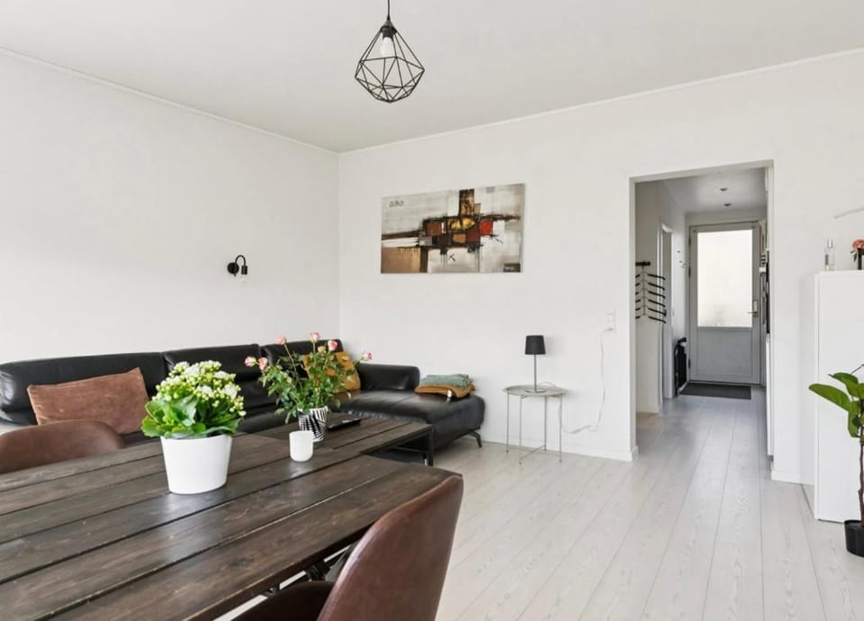 Stylish Scandinavian Apartment in a Peaceful Neighborhood Apartment in Central Denmark Region