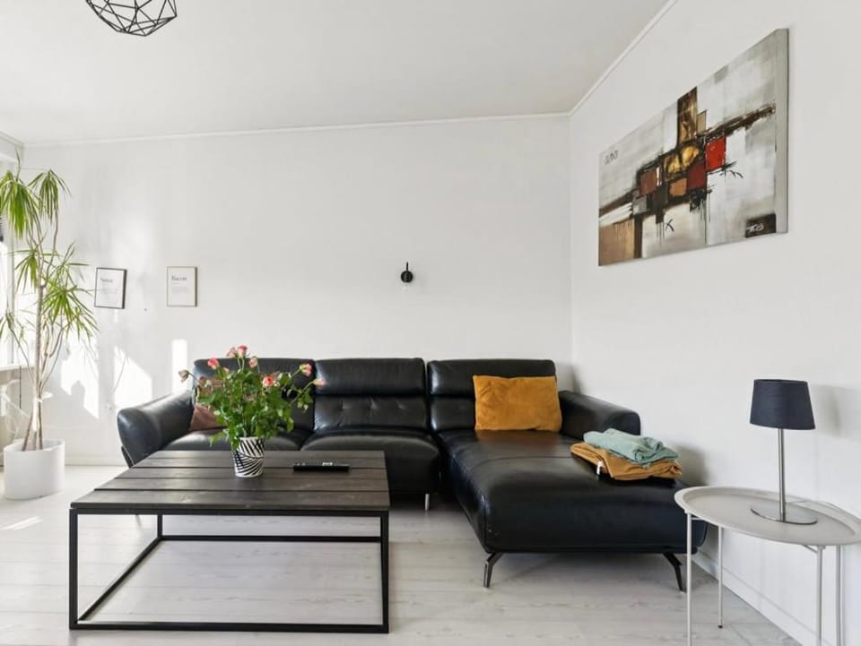 Stylish Scandinavian Apartment in a Peaceful Neighborhood Apartment in Central Denmark Region