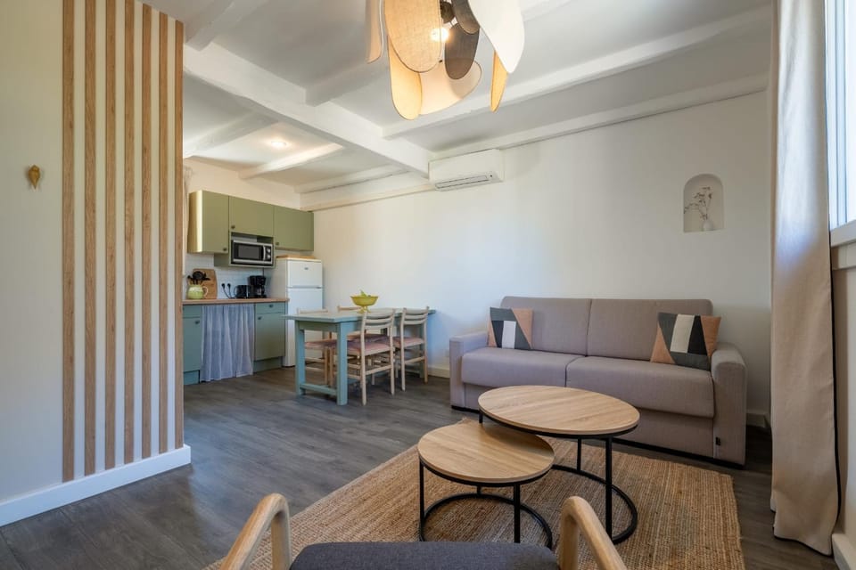 Rental near Ventoux with pool n14 House in Pernes-les-Fontaines