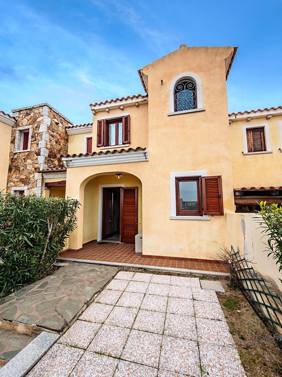 Property building, Inner courtyard view