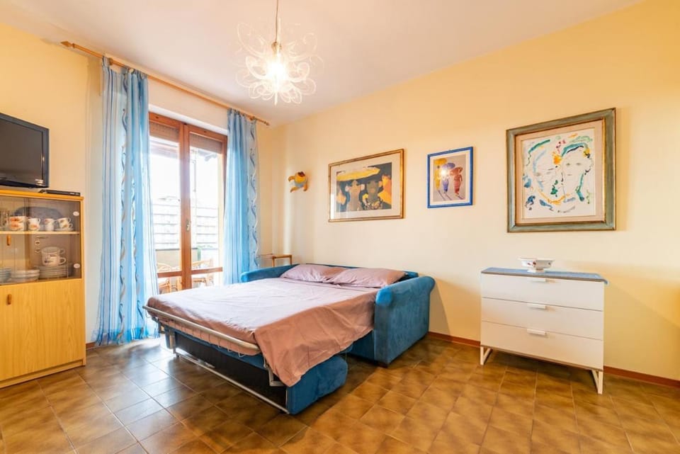 Pineta Blu Coastal Apartment with Sea View Apartment in Follonica