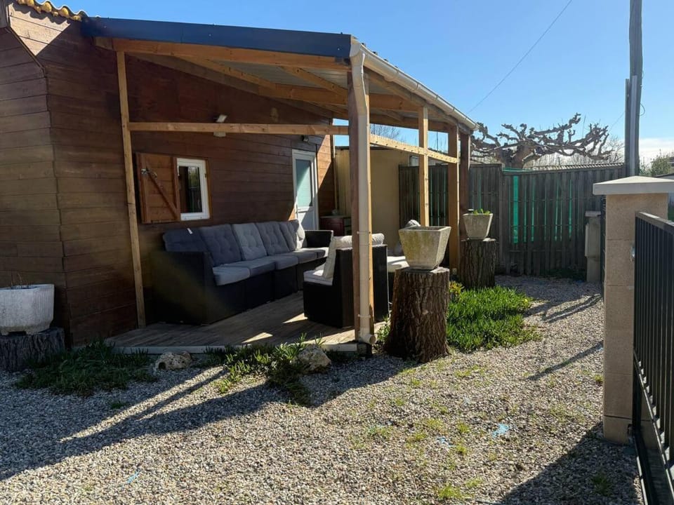 Property building, Balcony/Terrace