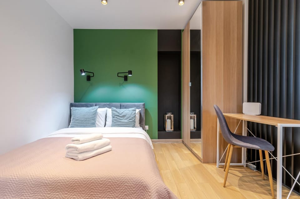 Bed, Photo of the whole room, Bedroom, towels, wardrobe