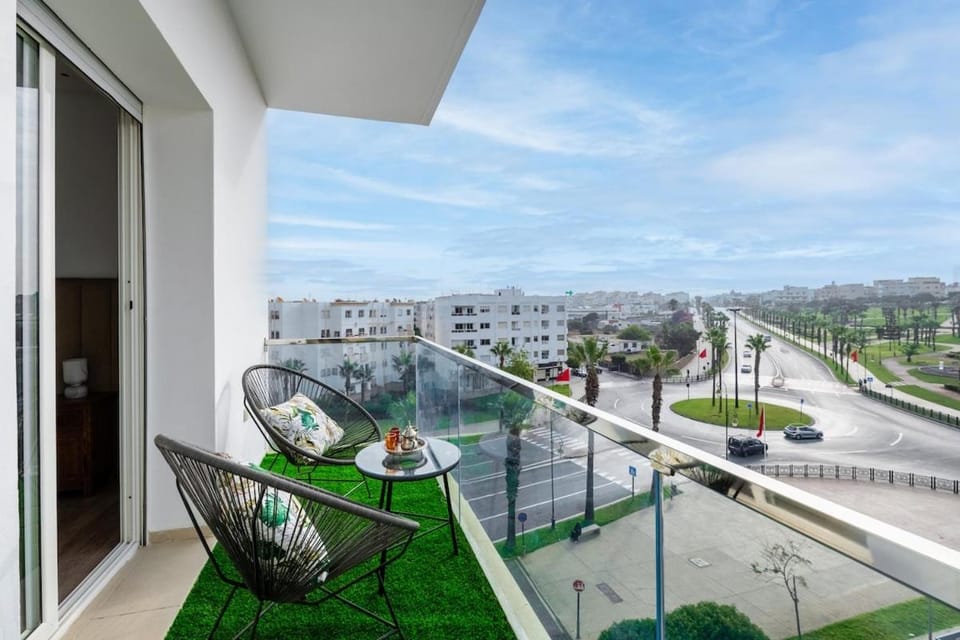 City Skyline Views Next To Beach Public Pool Apartment in Rabat