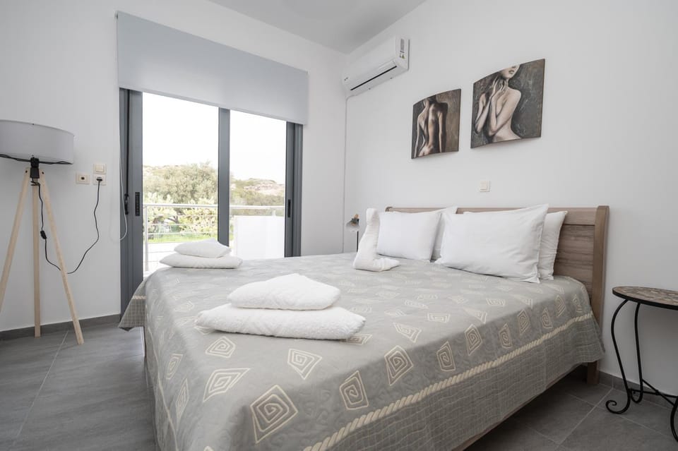 Ocean Breeze Residence Apartment in Decentralized Administration of the Aegean