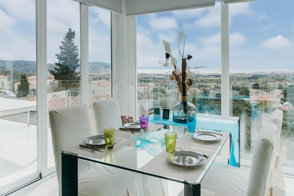 View (from property/room), Dining area