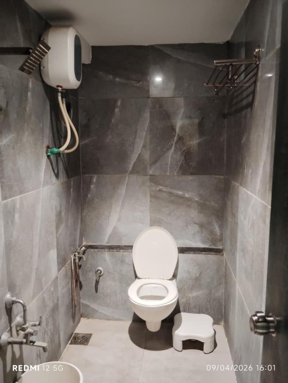 Hotel Pinnacle Sky Hotel in Ahmedabad