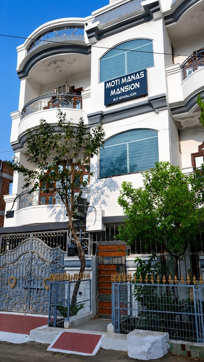 Property building, Day