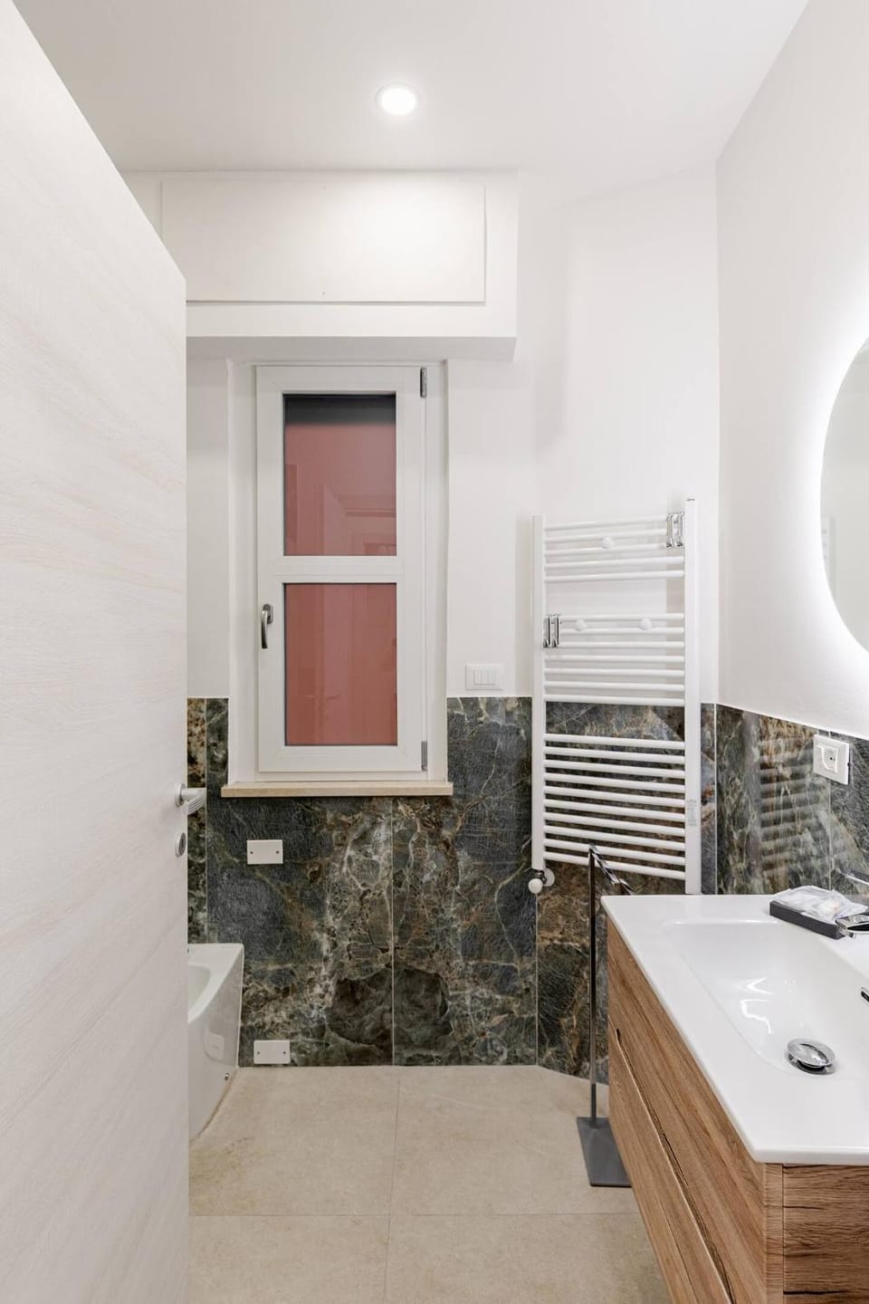 Modern home in the heart of Turin by RD Domus Apartment in Turin