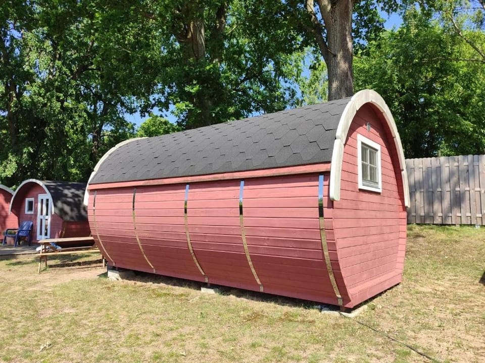 Property building, Spring, Day