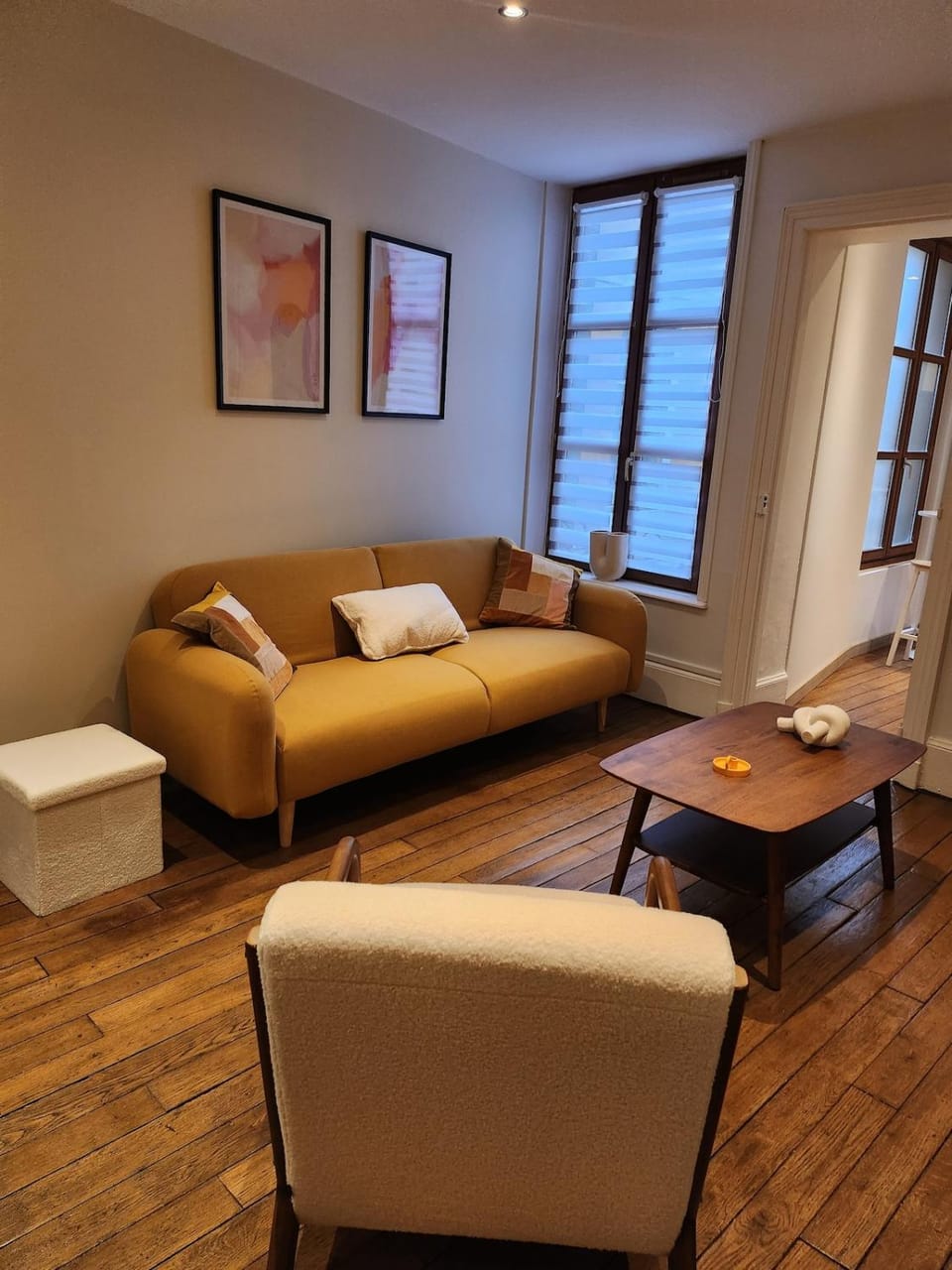 Seating area