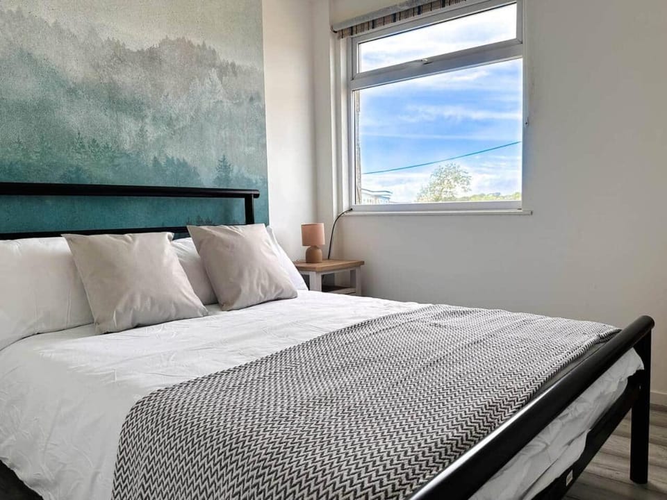 Seaside Serenity at Ocean Days House in Yaverland