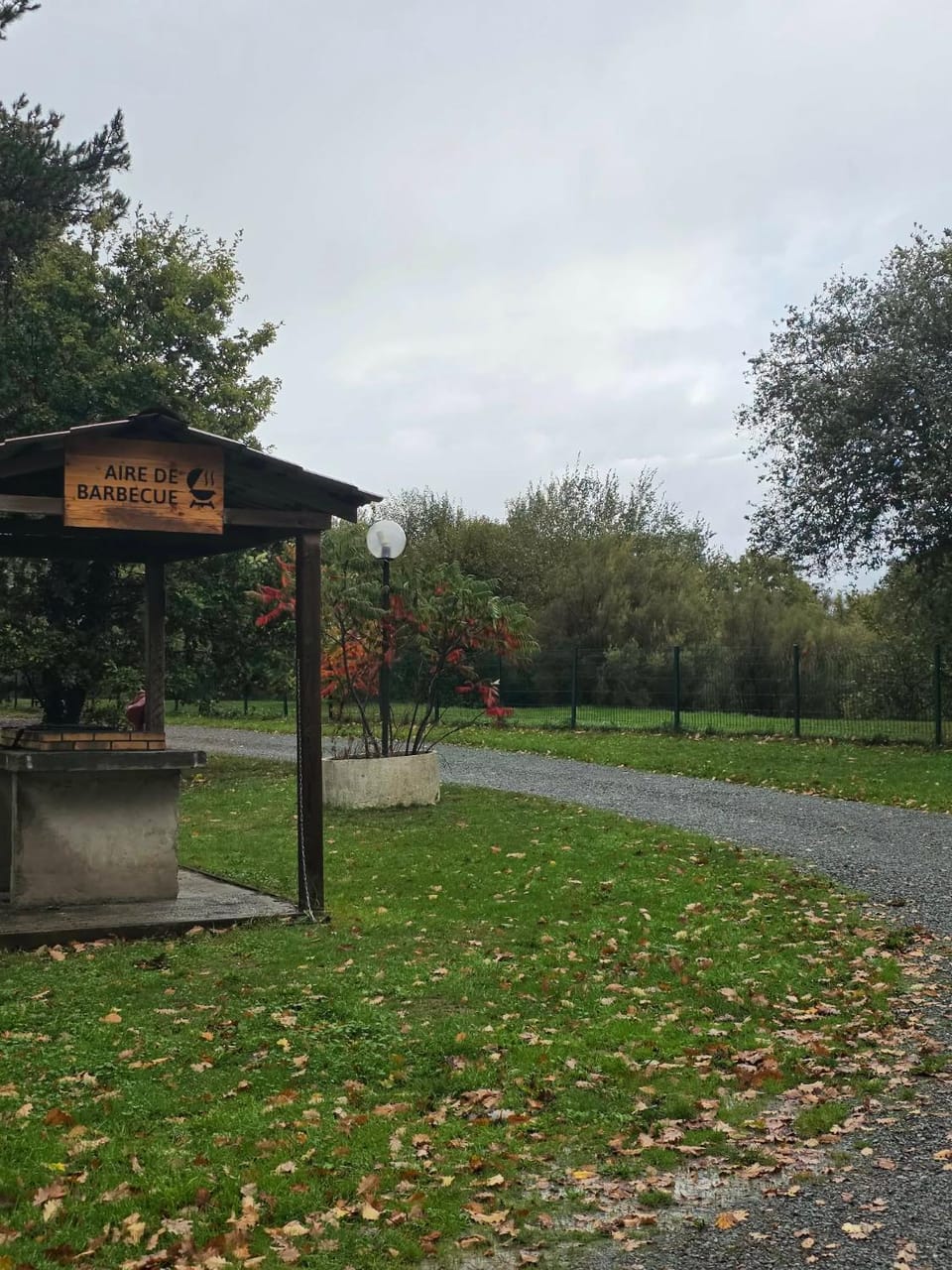 Camping coeur de Vendée, la Maison du Bonheur Campground/ 
RV Resort in Pays de la Loire
