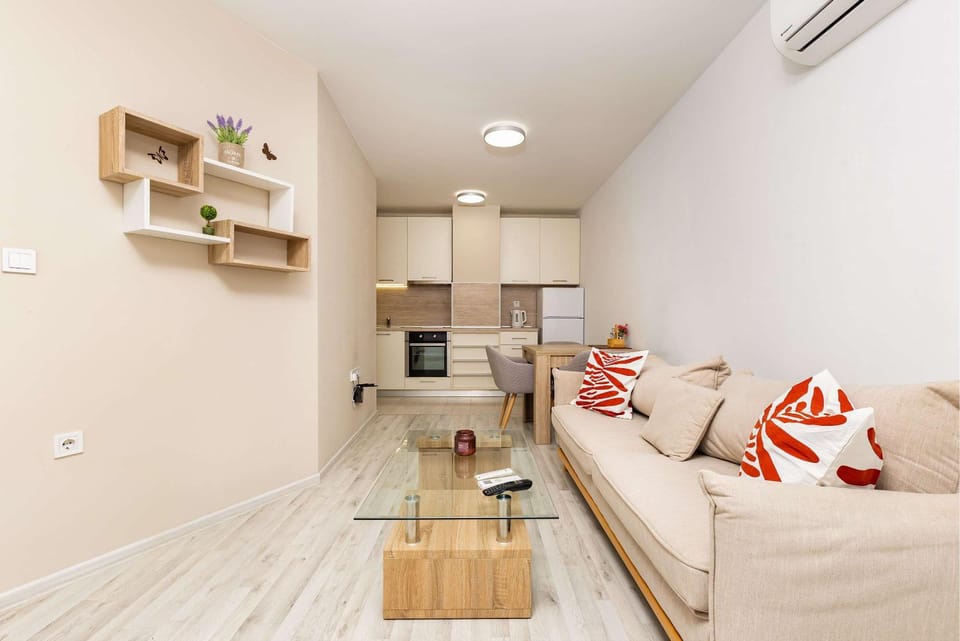 Kitchen or kitchenette, Living room, Dining area, oven, stove, air conditioner