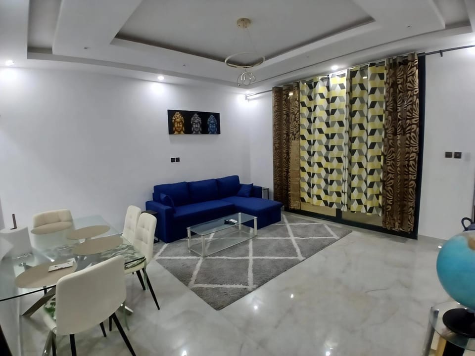 Living room, Seating area, Meals