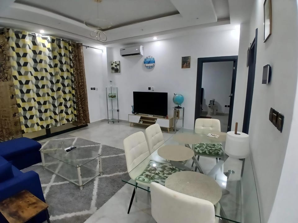Living room, Seating area, Dining area, air conditioner