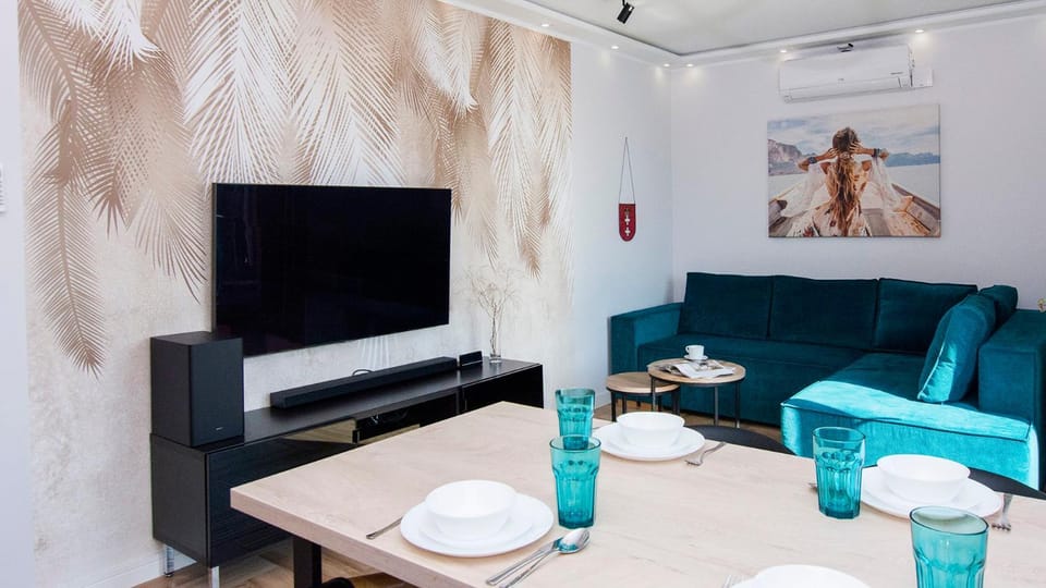 TV and multimedia, Living room