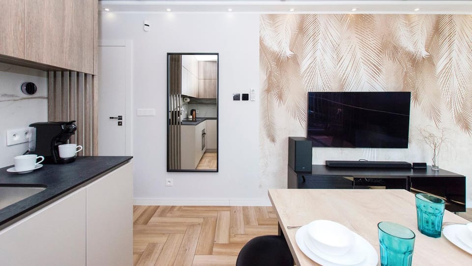 TV and multimedia, Kitchen or kitchenette, Living room