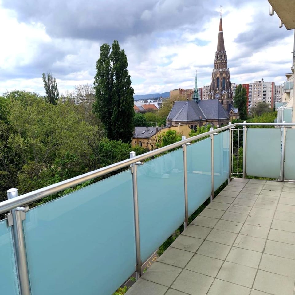 View (from property/room), Balcony/Terrace