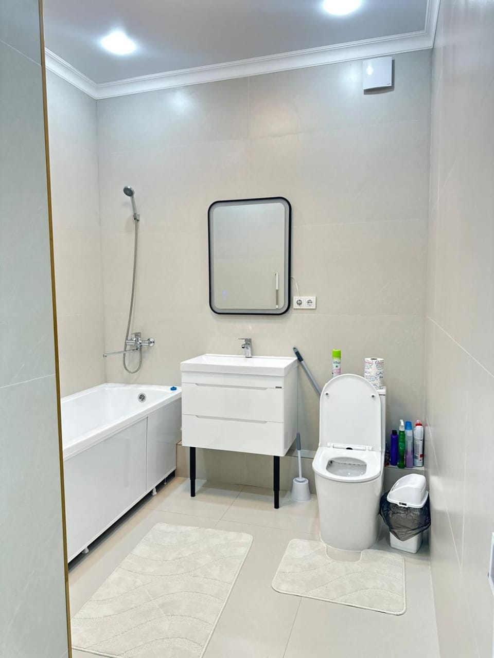 Bed, Bathroom, Bedroom, Bath, towels