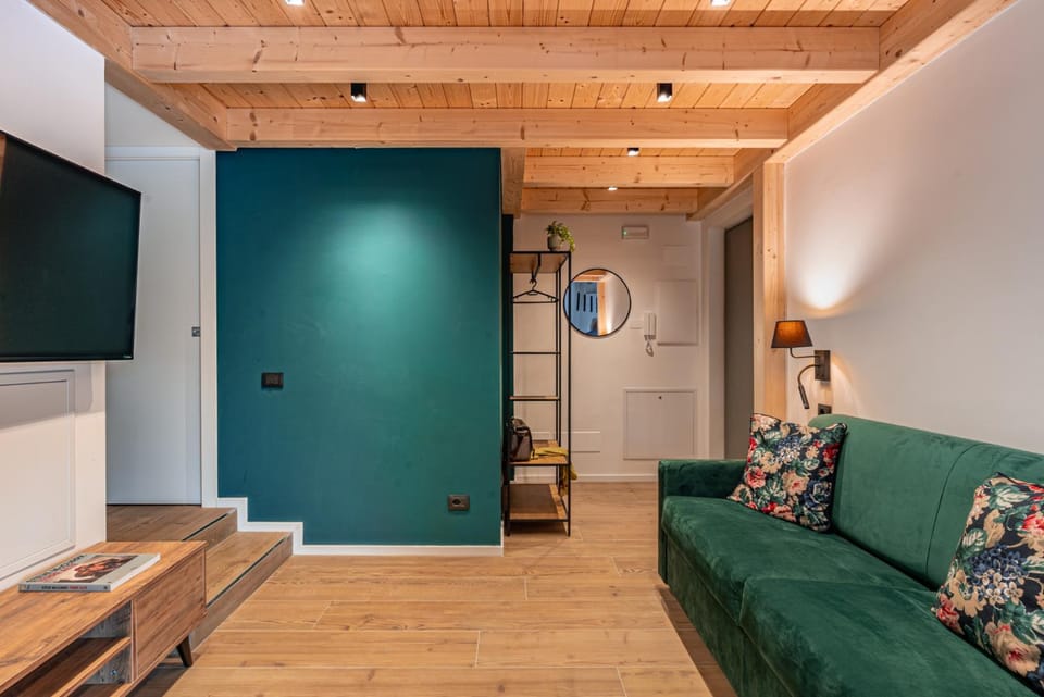 Alpine Lodge Green by Tss - Downtown, classy Apartment in Levico Terme
