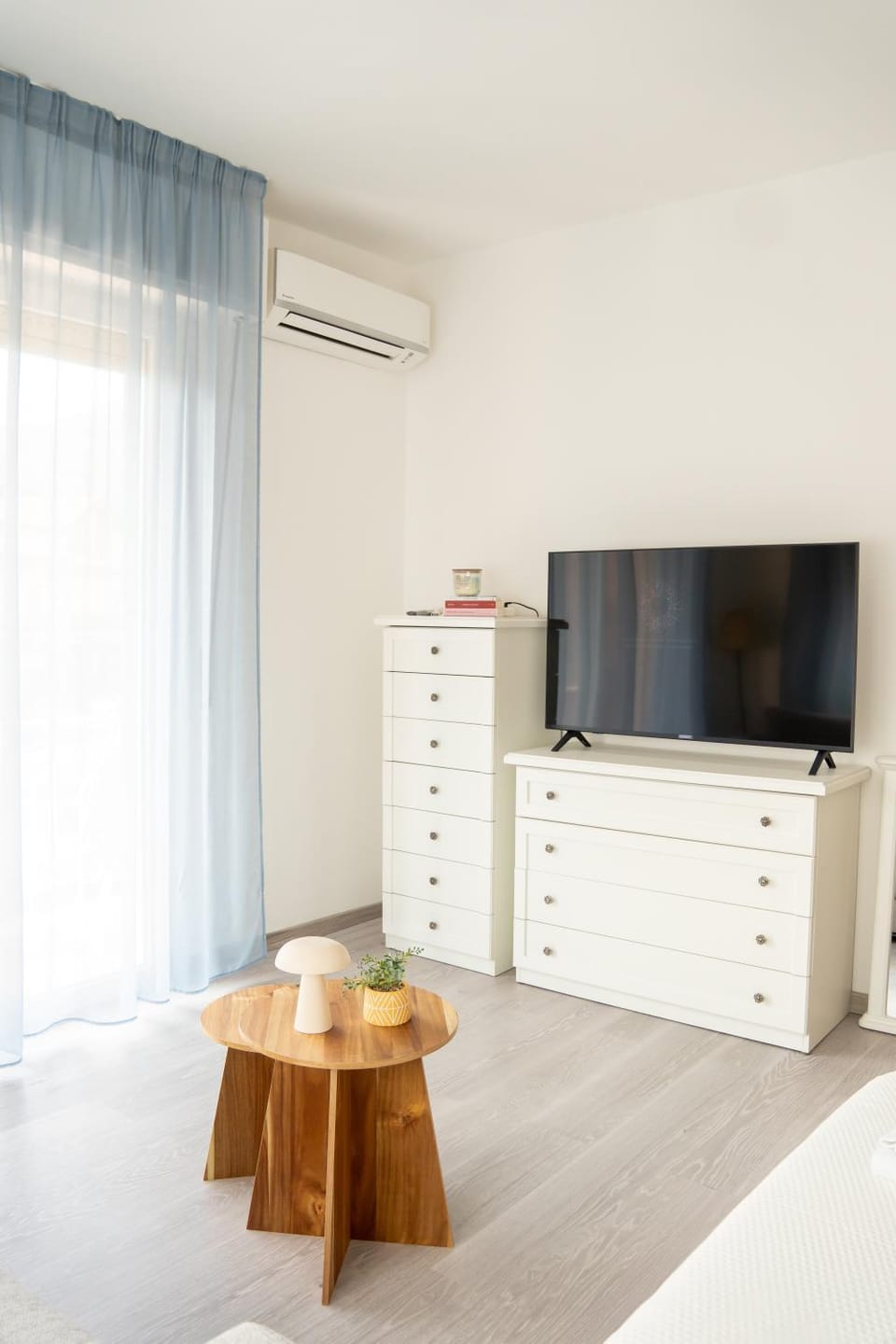 Communal lounge/ TV room, TV and multimedia, air conditioner