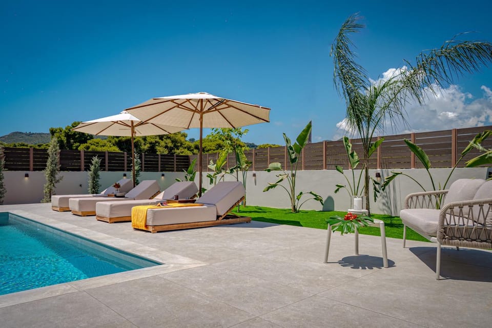 Garden, Inner courtyard view