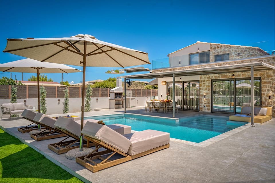 Property building, Pool view, sunbed