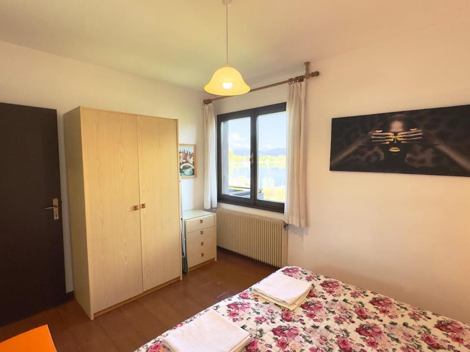 Lake view, 2-Room Apartment with Garden Apartment in Trentino-South Tyrol
