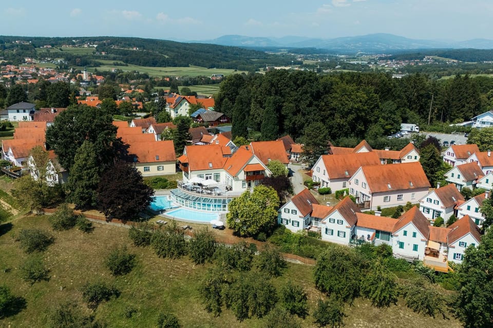Property building, Natural landscape, Bird's eye view, View (from property/room), Swimming pool