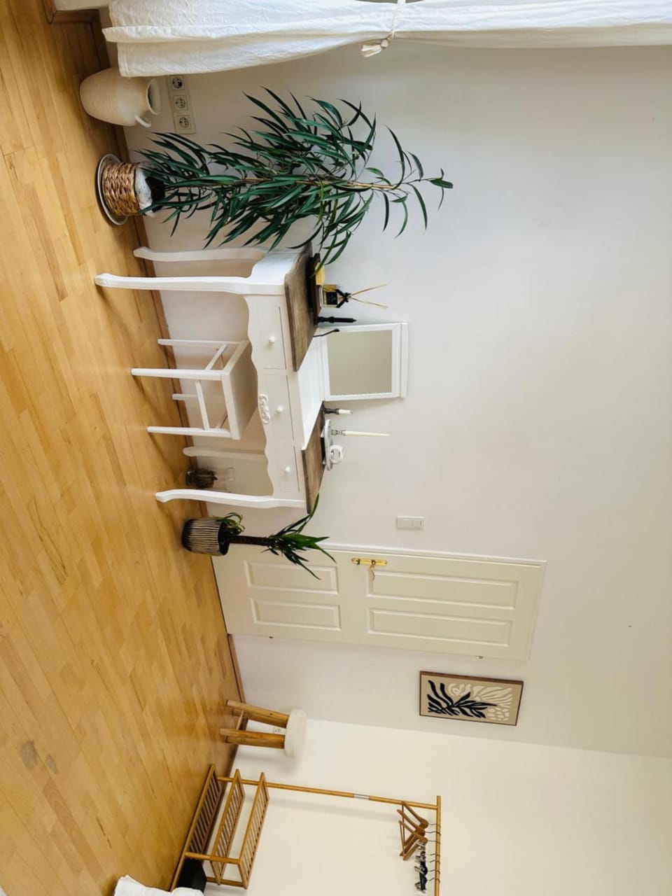 Modern 2-Bedroom Apartment with Living Room, 15 Minutes to Vienna City Center by Metro Apartment in Austria