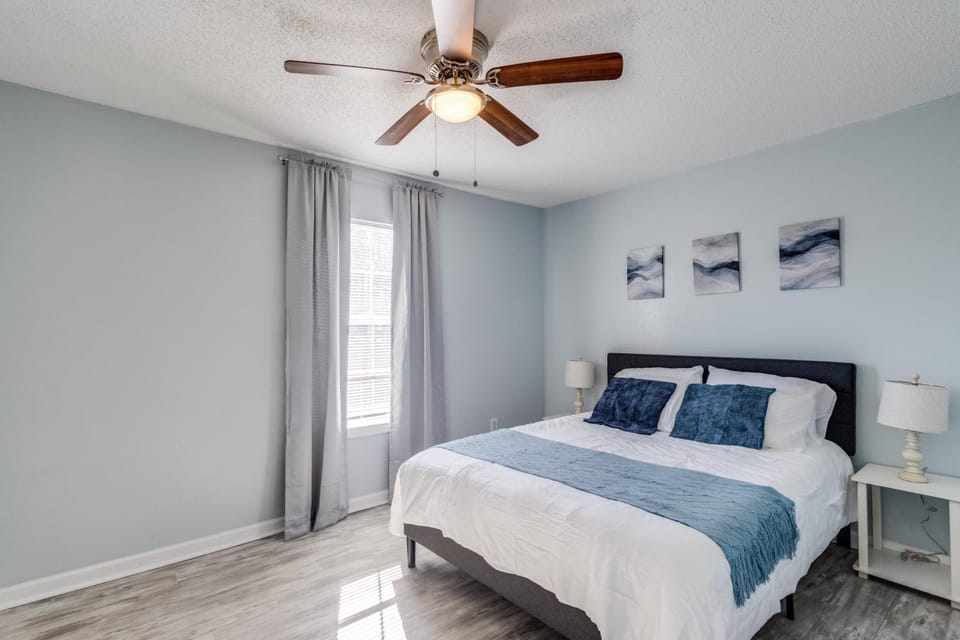 Monthly Stays Near The Beach by Next Step Property Management Apartment in Biloxi