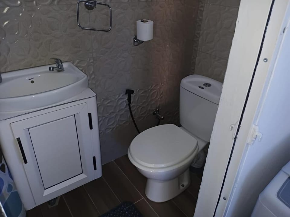 Chambre nº2 agréable, lumineuse et moderne Bed and Breakfast in Savanne District, Mauritius