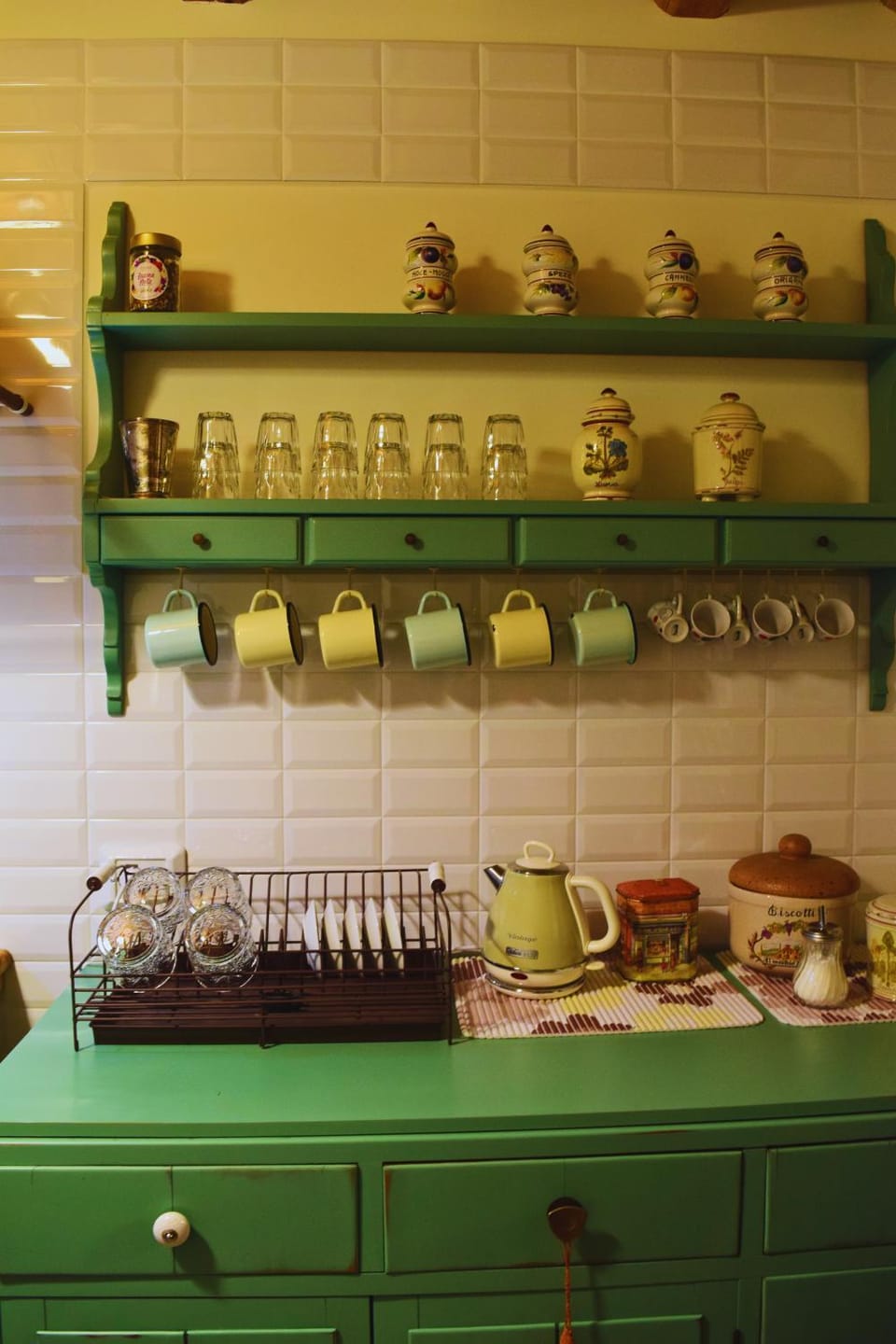 Coffee/tea facilities, Kitchen or kitchenette