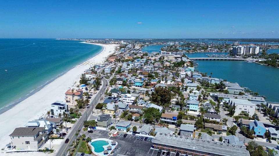 Sunny Palms House in Sunset Beach