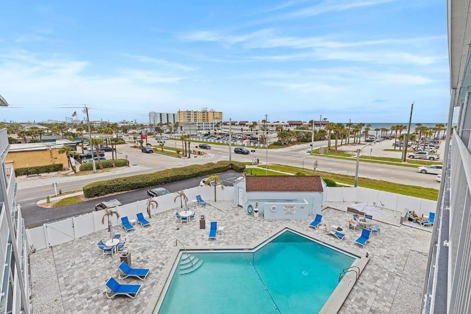 Mariner's Cove 405 House in New Smyrna Beach