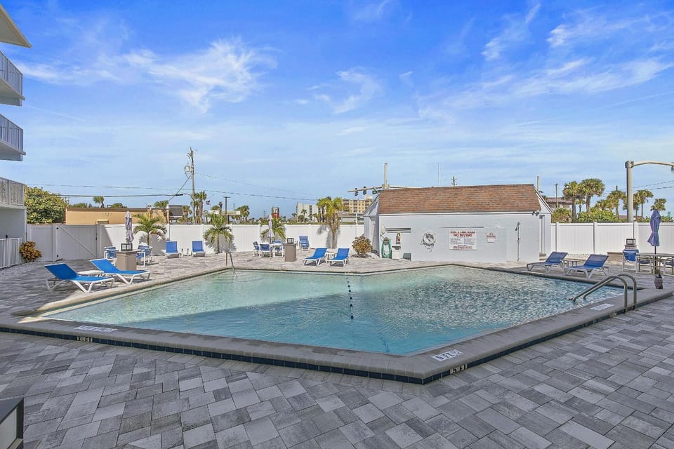 Mariner's Cove 405 House in New Smyrna Beach