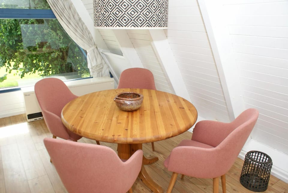 Zeltdachhaus mit W-LAN in Strandnähe House in Damp