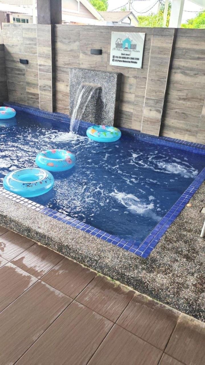 Private pool Homestay Melaka House in Malacca