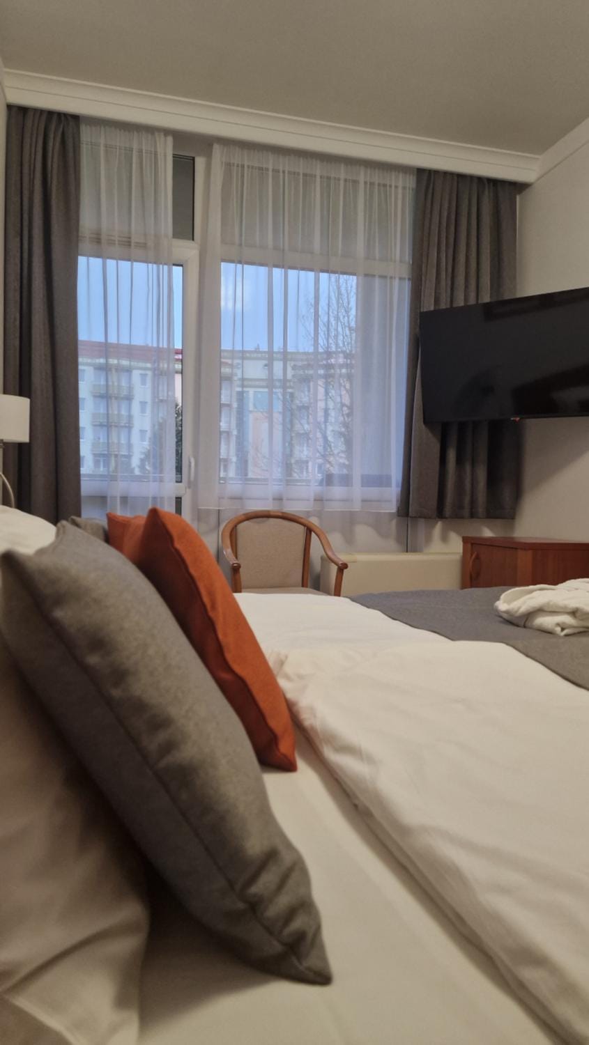 TV and multimedia, Bedroom