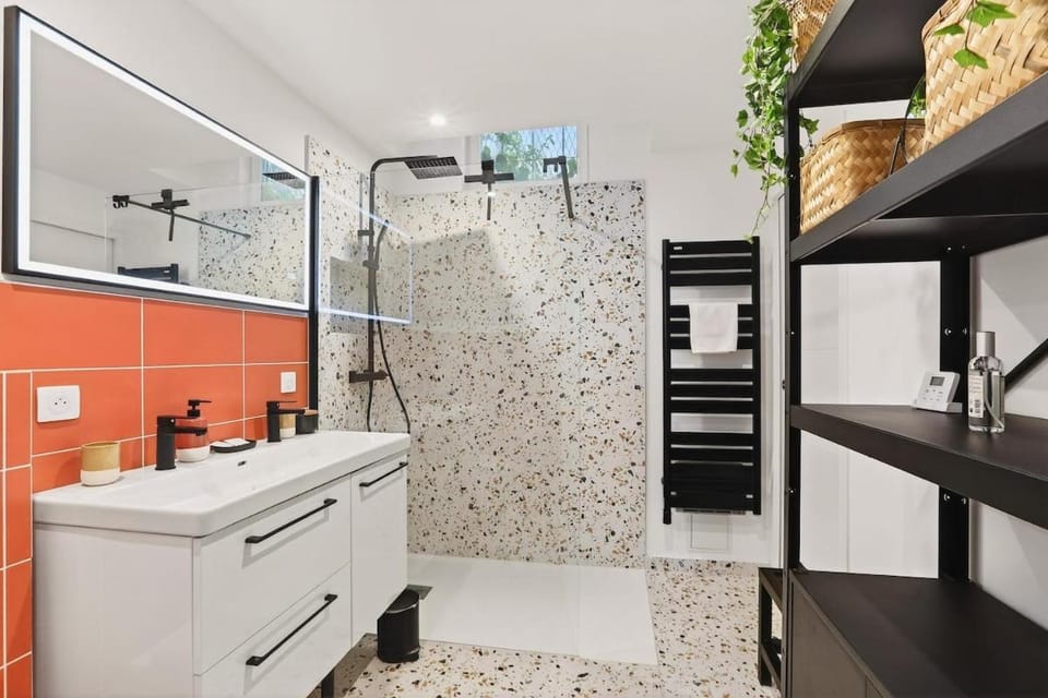 Magnifique maison avec parking à 50m de la plage Apartment in Nice
