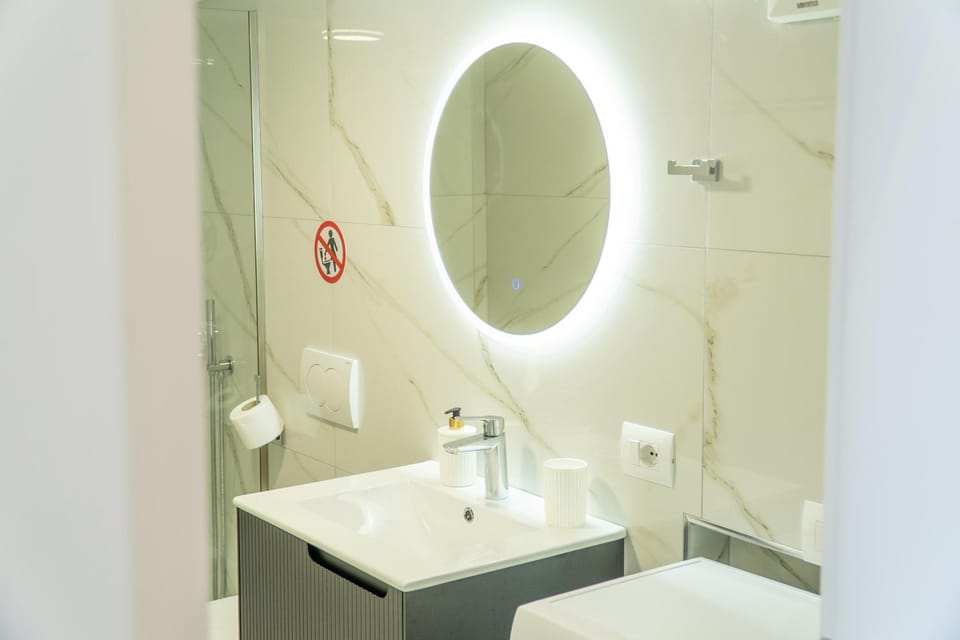 Panorama Pool Duplex Apartment in Sarandë