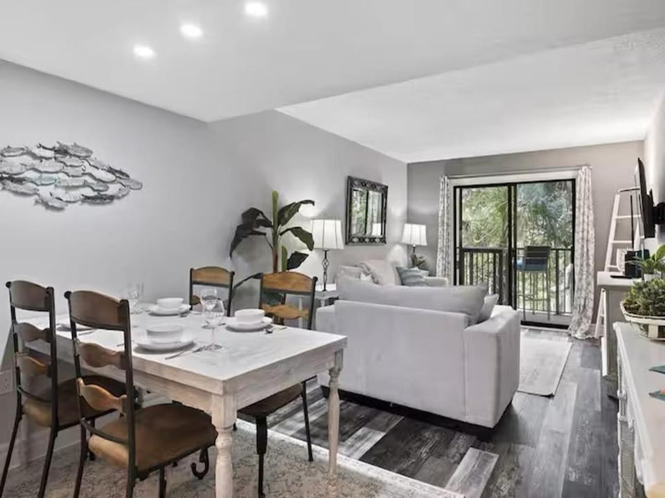 Xanadu Villas D10 Villa in South Forest Beach