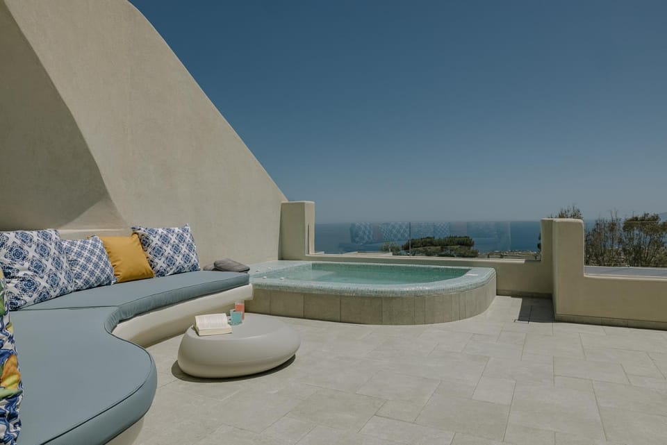 Hot Tub, Balcony/Terrace, Seating area, Sea view